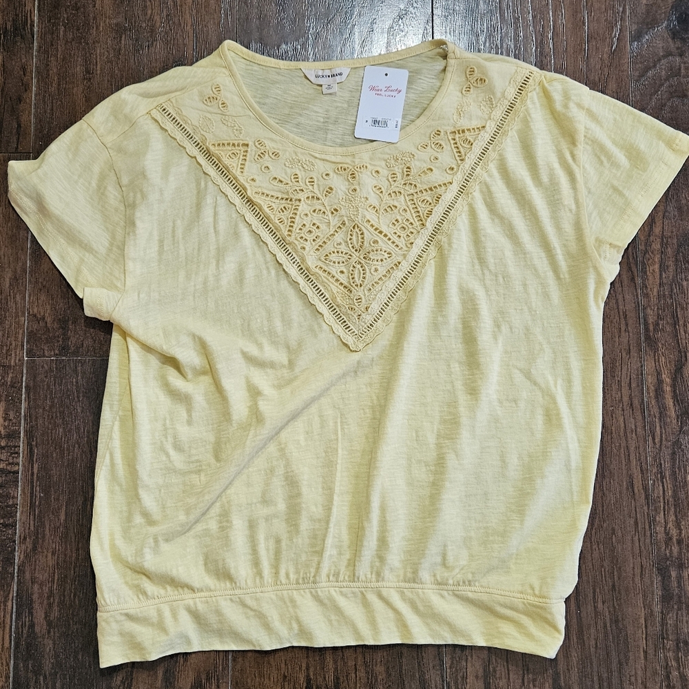 Lucky Brand Top Women's M Shirt Top Light Yellow NWT
